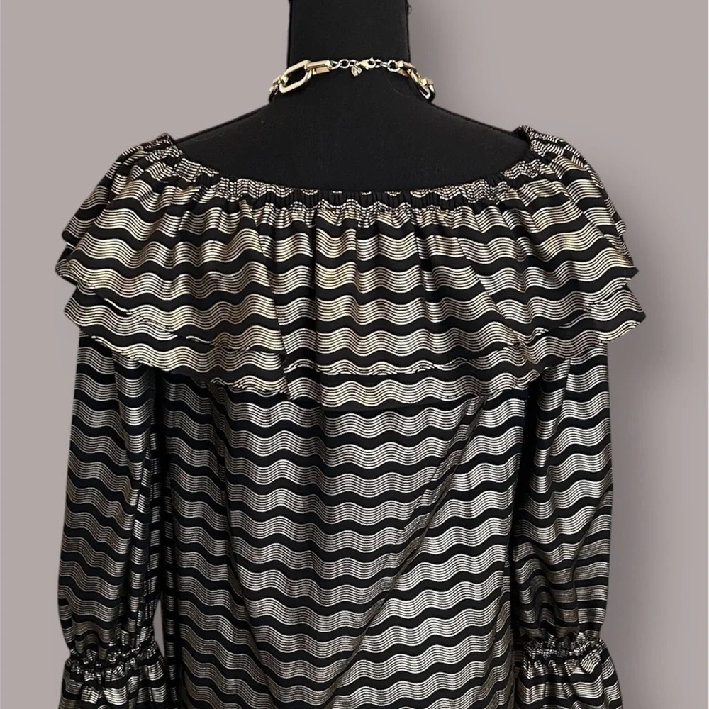 Michael Kors Black and Gold Wave Off the Shoulder Blouse Size S